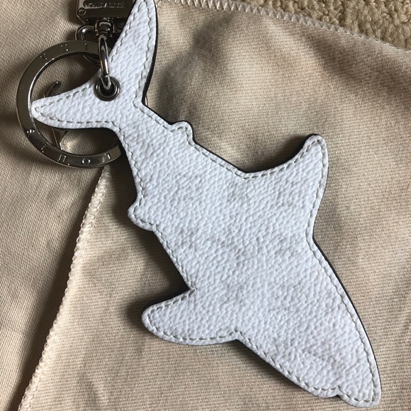 Louis Vuitton AQUATICS BAG CHARM AND KEY HOLDER - Picture 5 of 6
